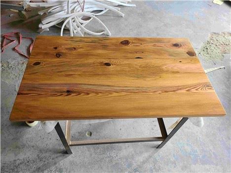 Solid Pine Wood Edge gelijmd desktop