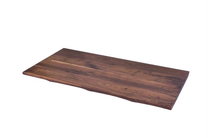 Black Walnut Live Edge-bureau voor op kantoor
